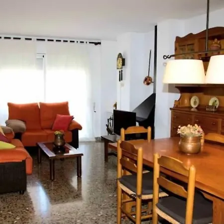 Comodo Y Centrico En Olot