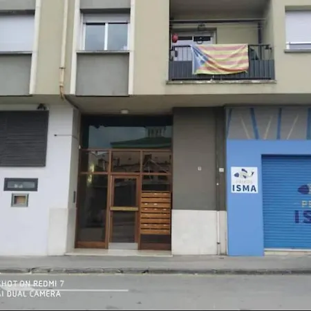 Comodo Y Centrico En * Olot